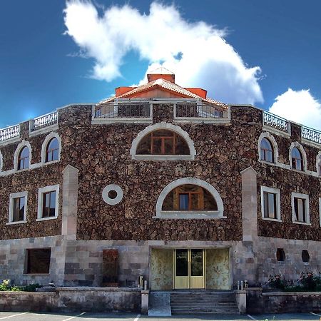 Amrots Hotel Vajk Buitenkant foto