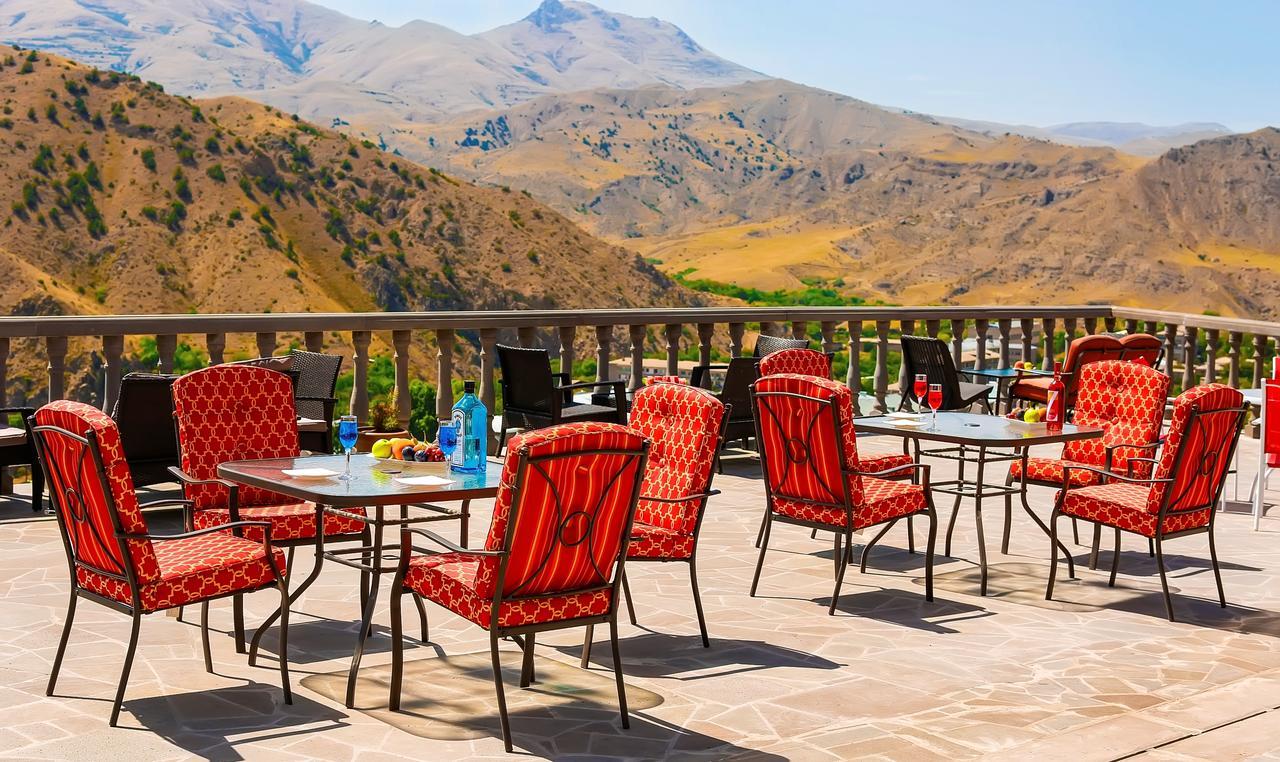 Amrots Hotel Vajk Buitenkant foto